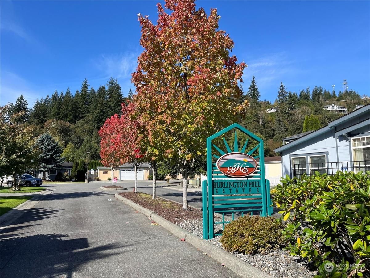 MLS #NWM2305403 image #0