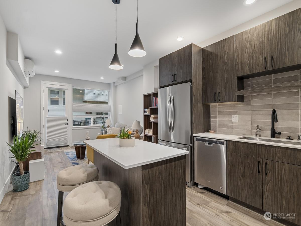 MLS #NWM2307588 image #0