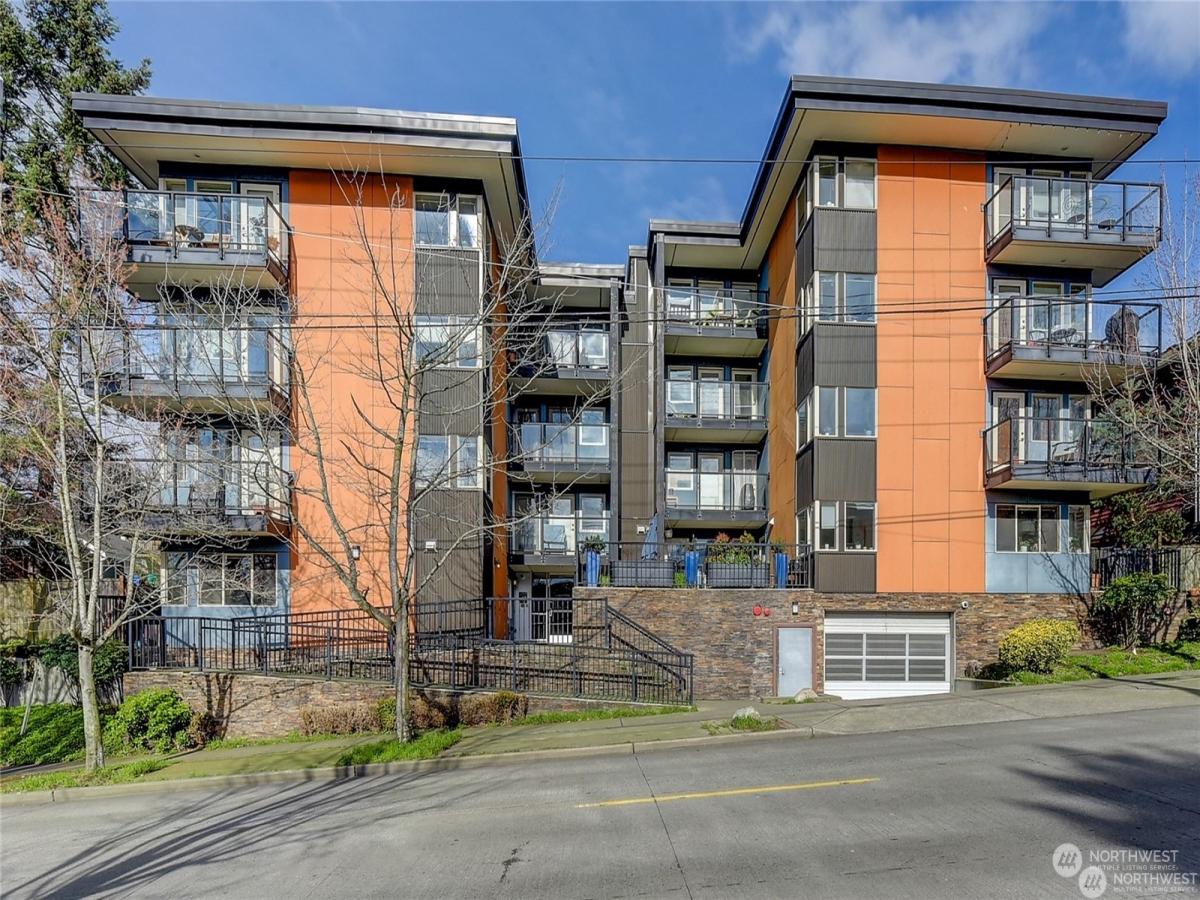 MLS #NWM2307714 image #0