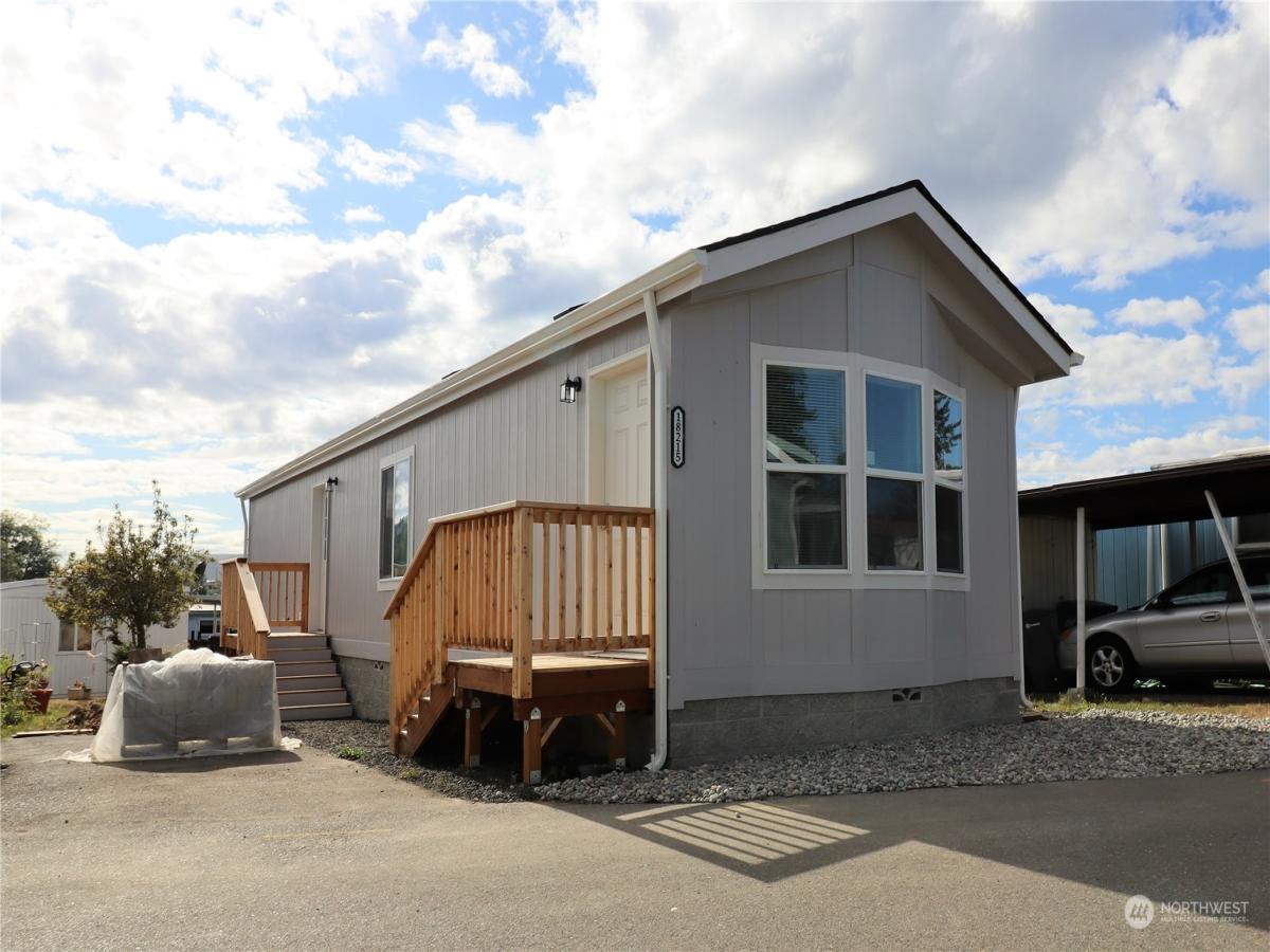 MLS #NWM2307996 image #0