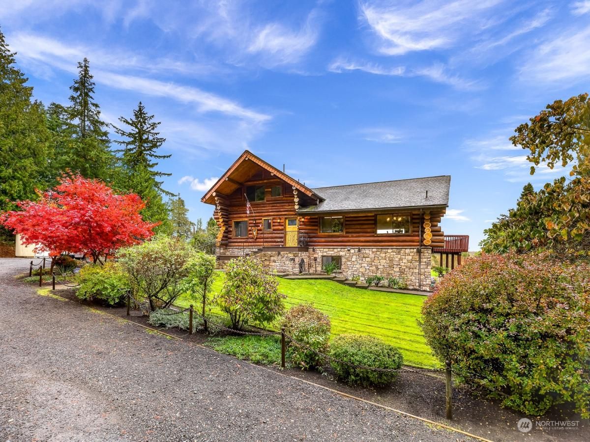 MLS #NWM2308659 image #0