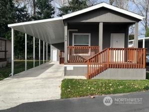 MLS #NWM2308685 image #0