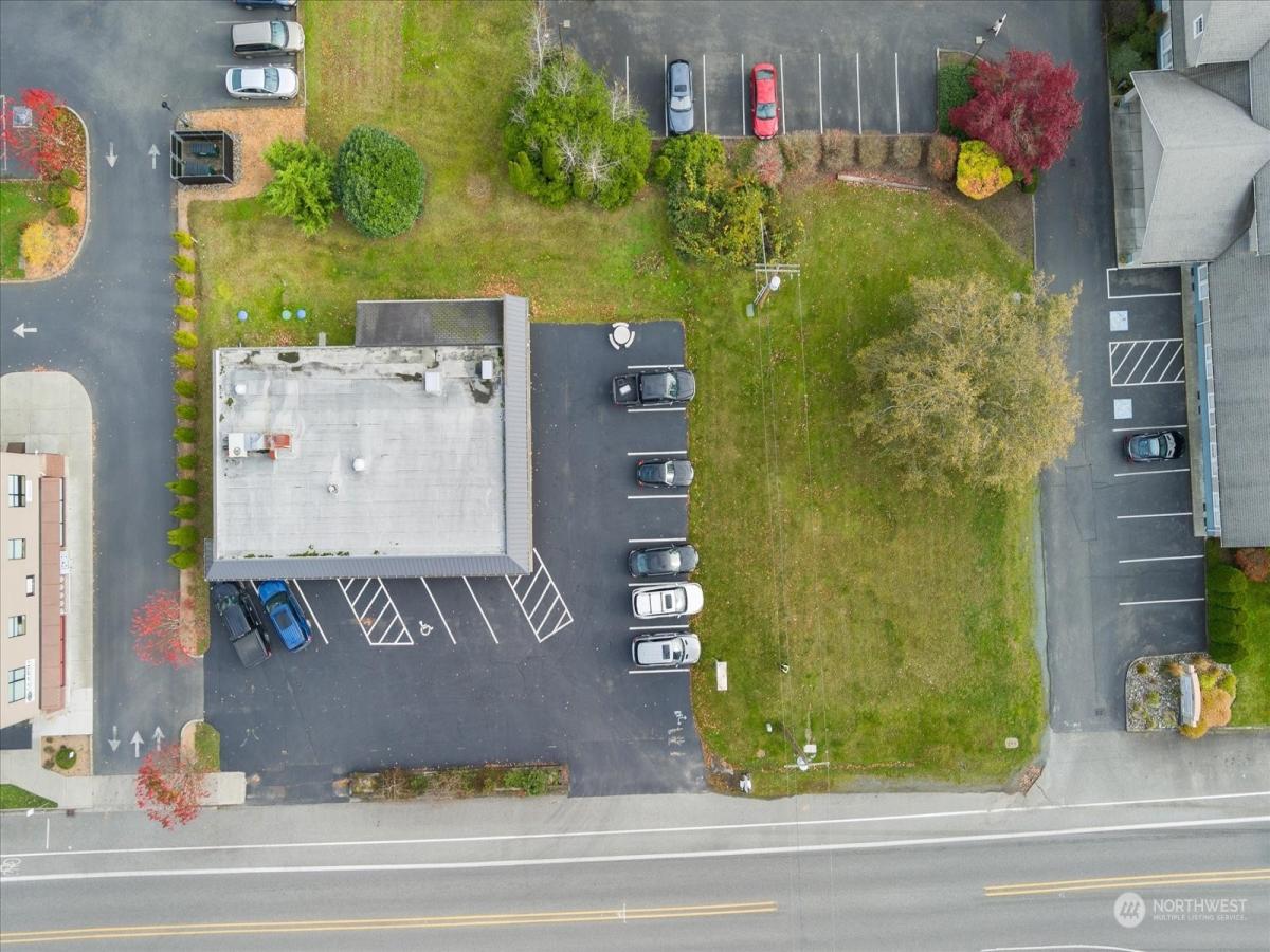 MLS #NWM2310897 image #0