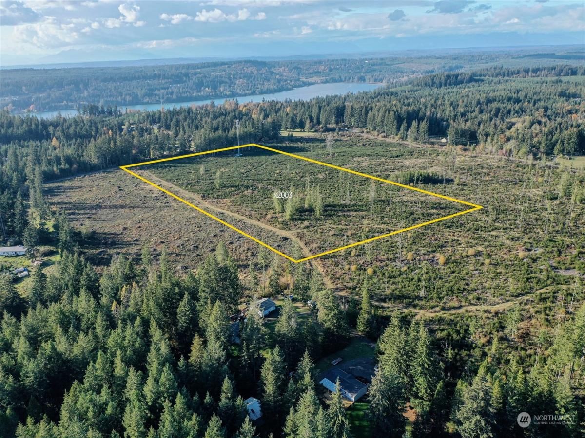MLS #NWM2311239 image #0