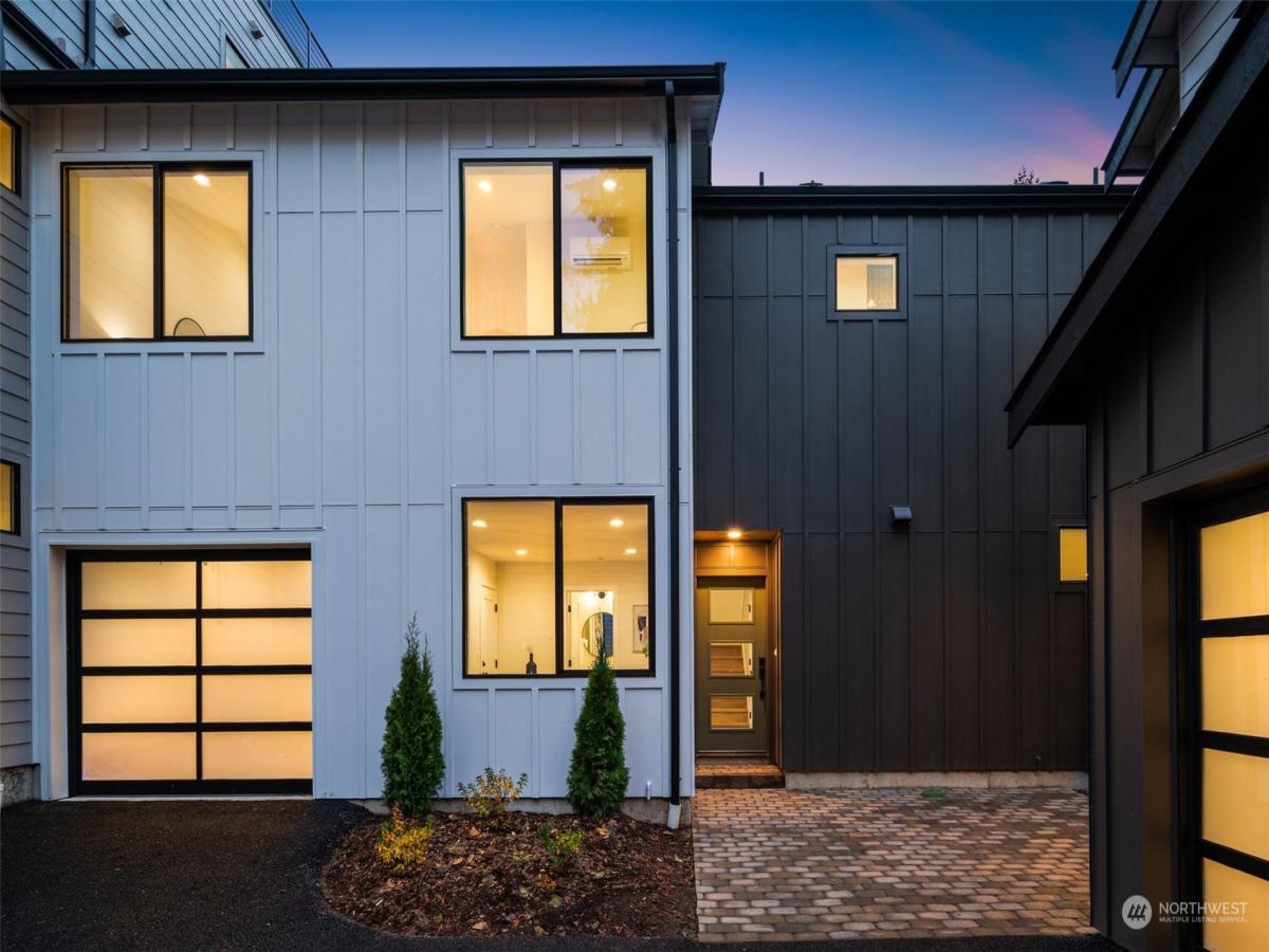 MLS #NWM2313555 image #0