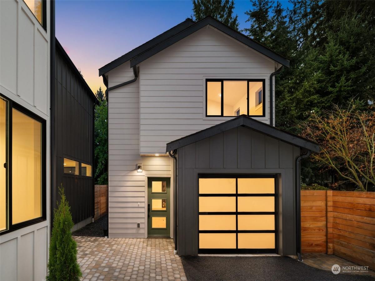 MLS #NWM2313558 image #0
