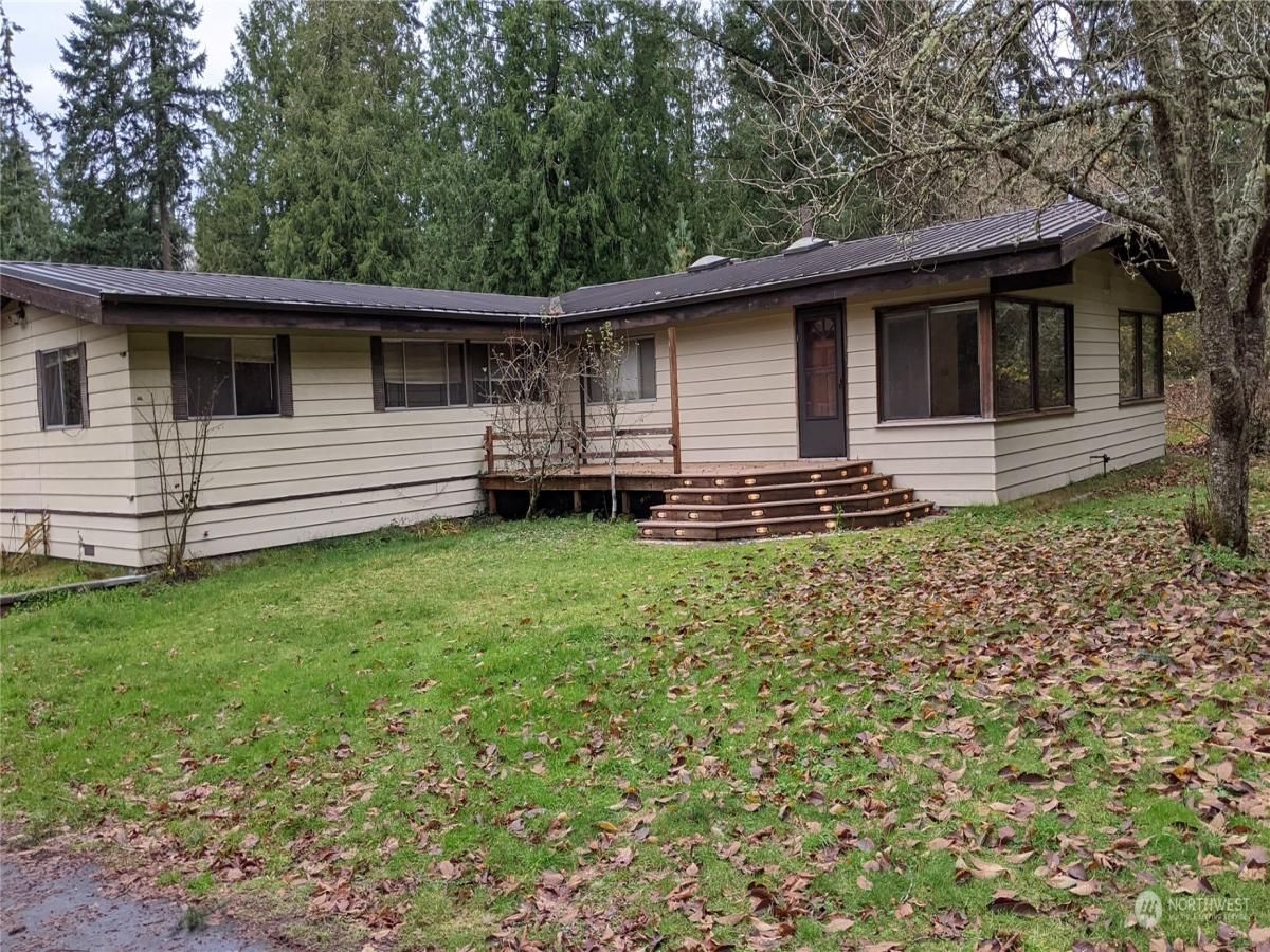MLS #NWM2313736 image #0