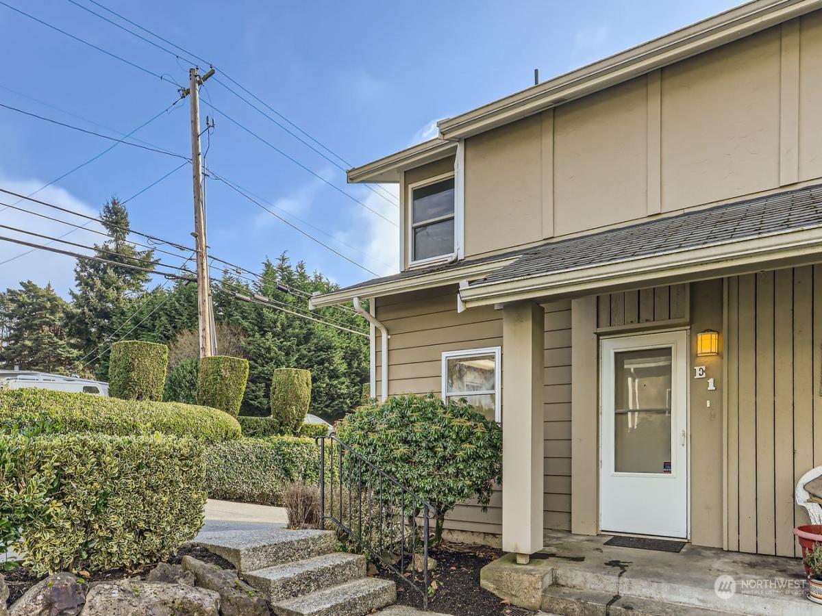 MLS #NWM2314414 image #0