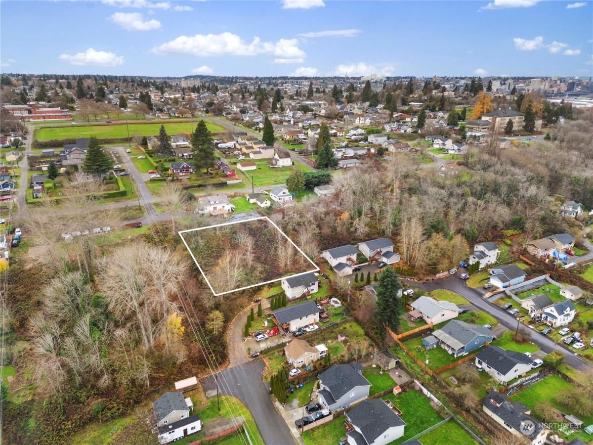 MLS #NWM2314697 image #0