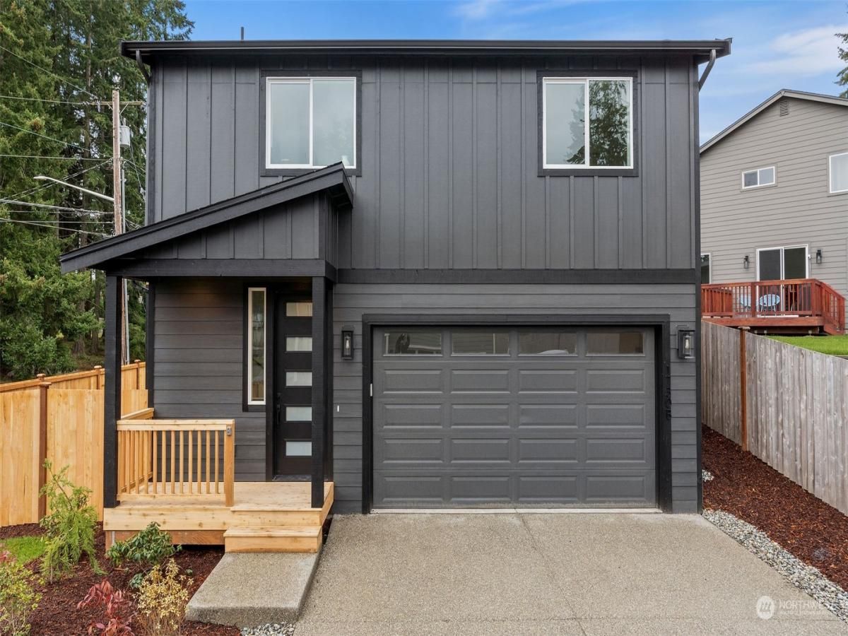 MLS #NWM2318582 image #0