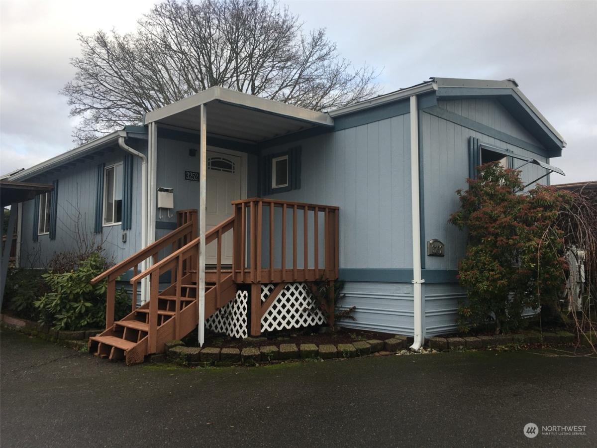 MLS #NWM2322430 image #0