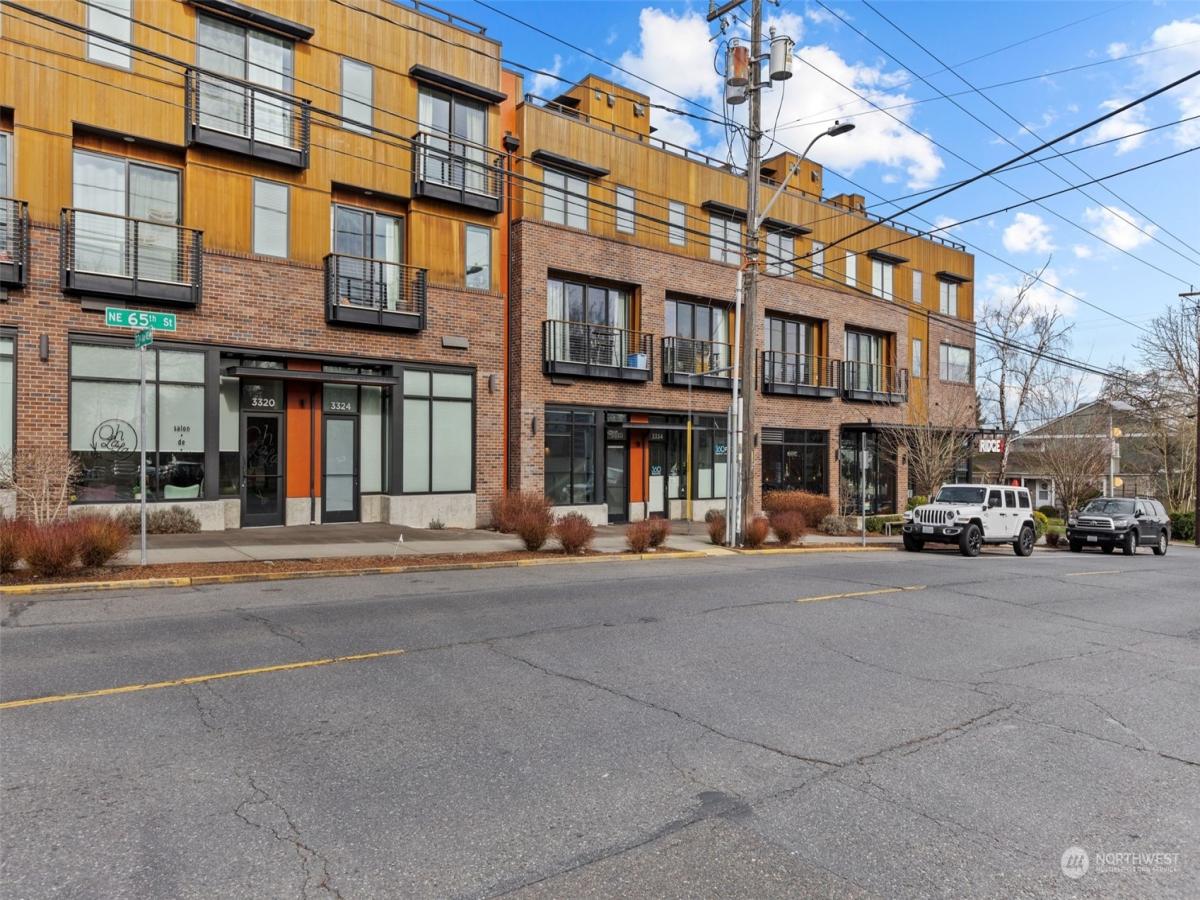 MLS #NWM2324725 image #0