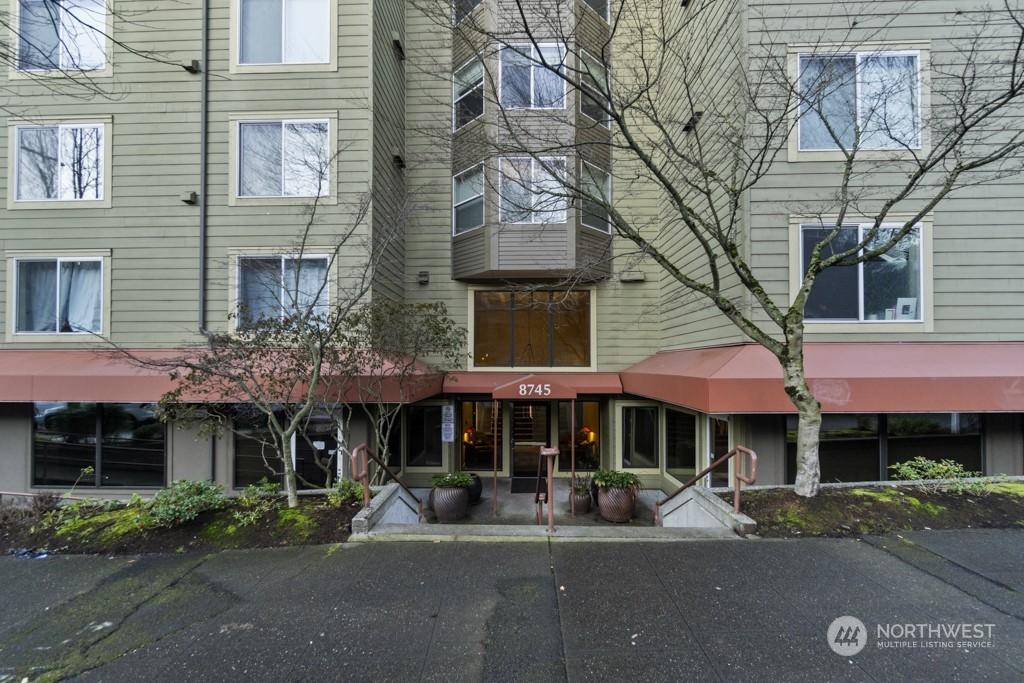 MLS #NWM2324938 image #0