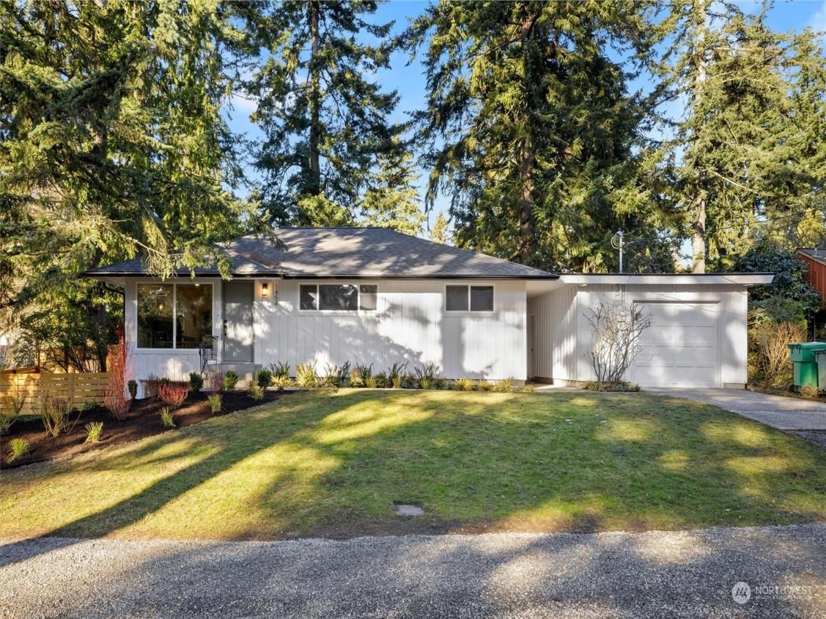 MLS #NWM2325360 image #0
