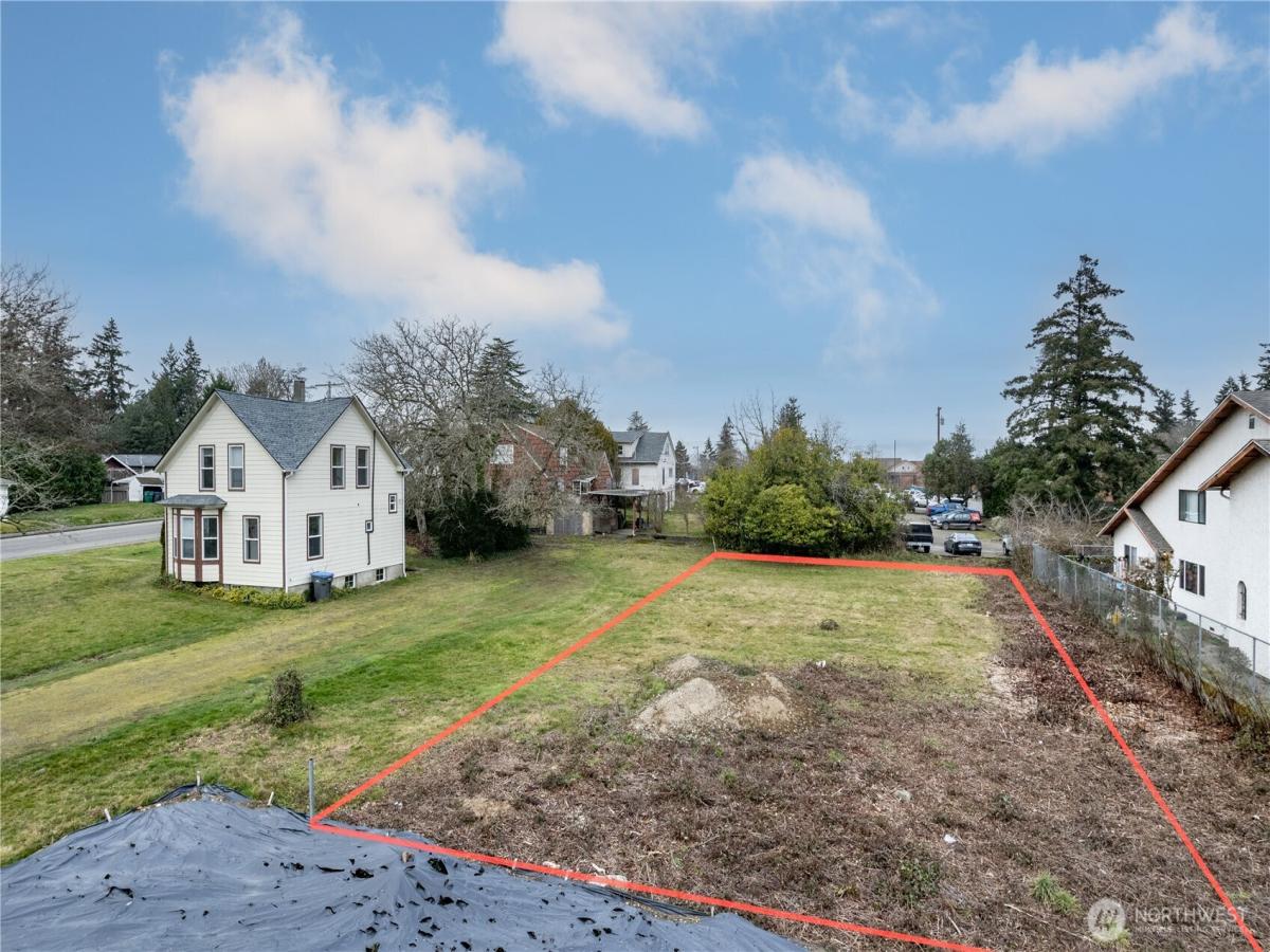 MLS #NWM2325835 image #0