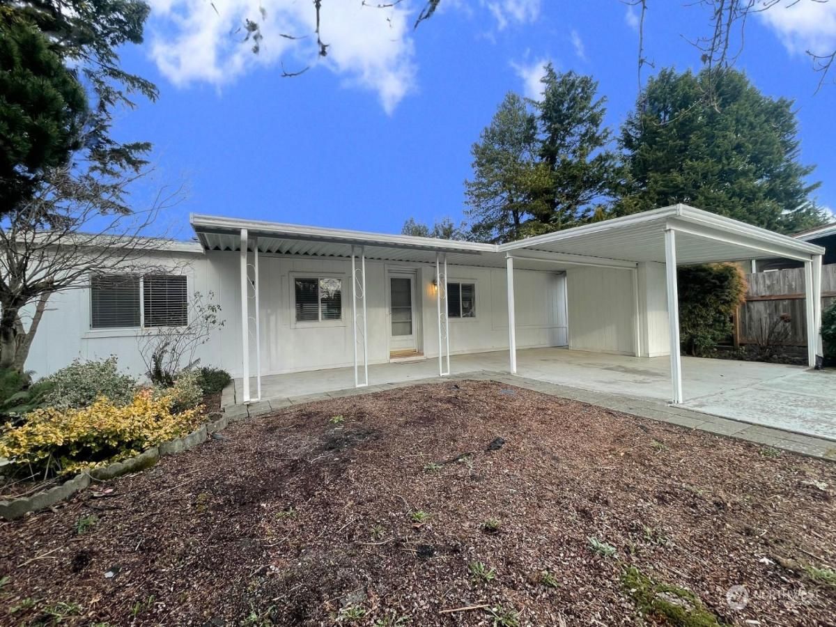 MLS #NWM2325864 image #0