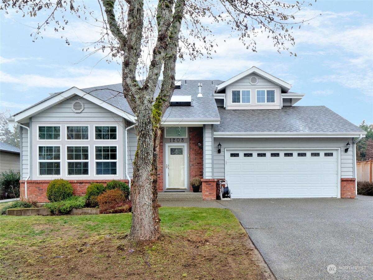 MLS #NWM2325989 image #0