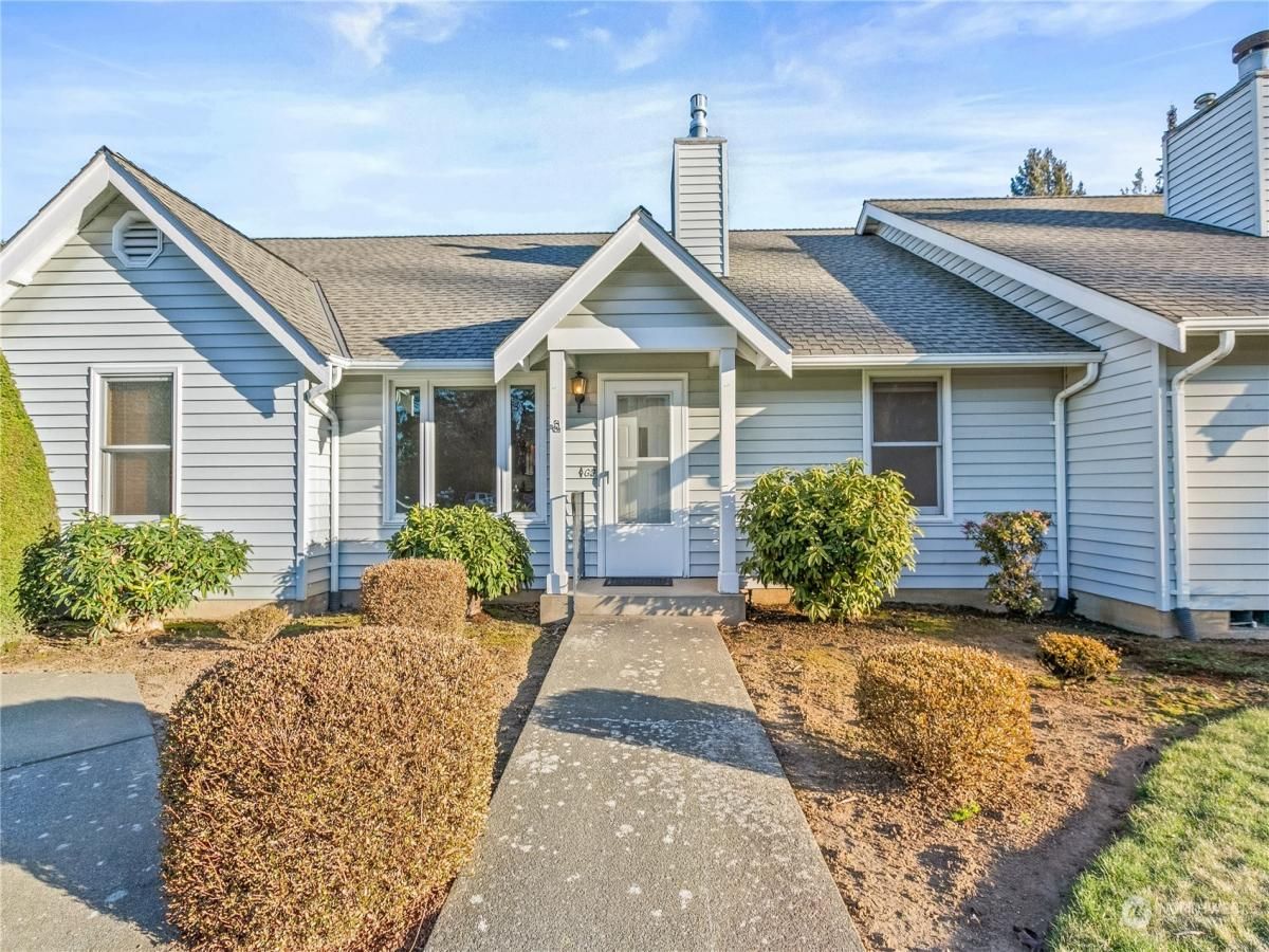 MLS #NWM2326597 image #0