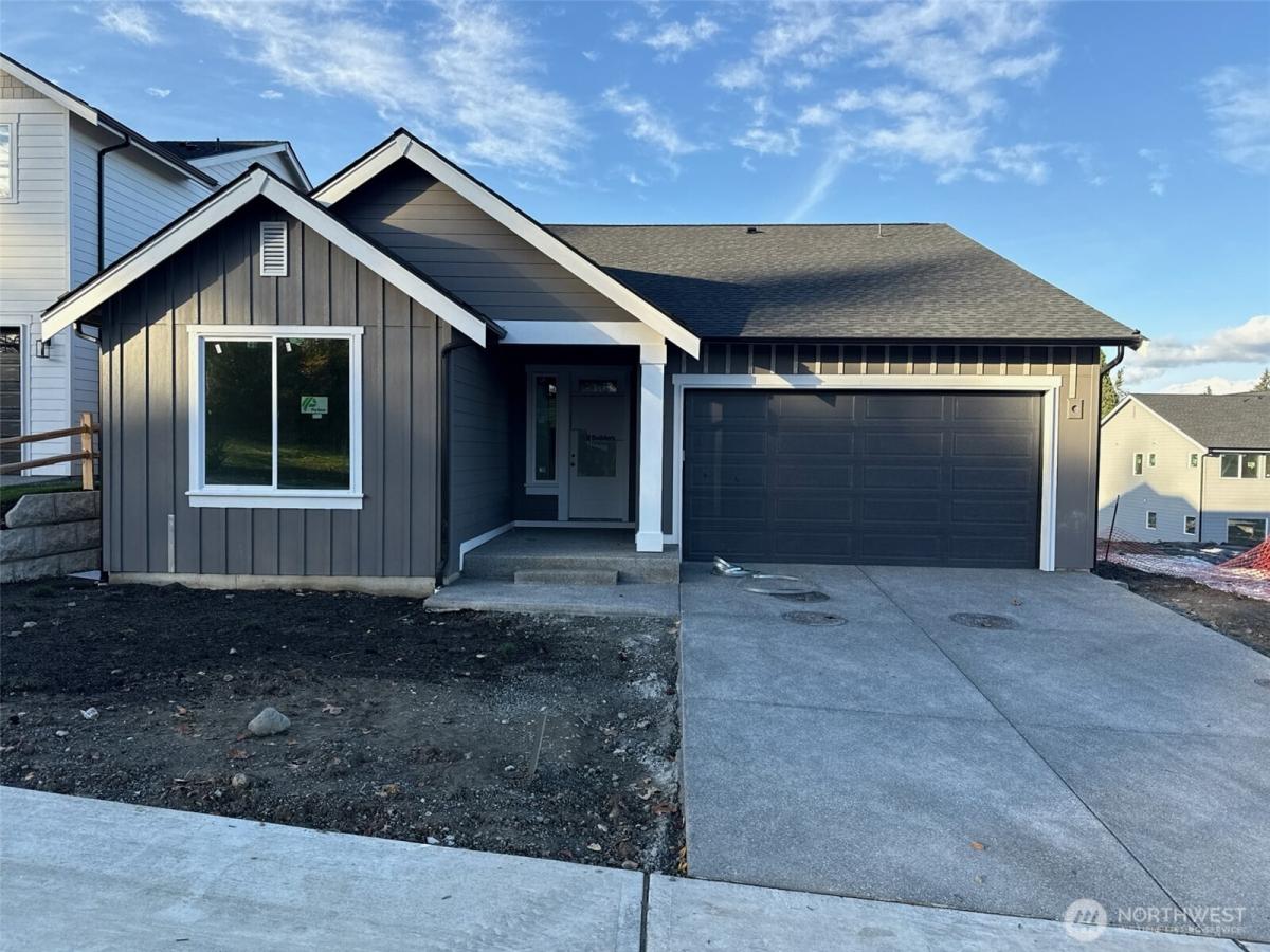 MLS #NWM2326750 image #0