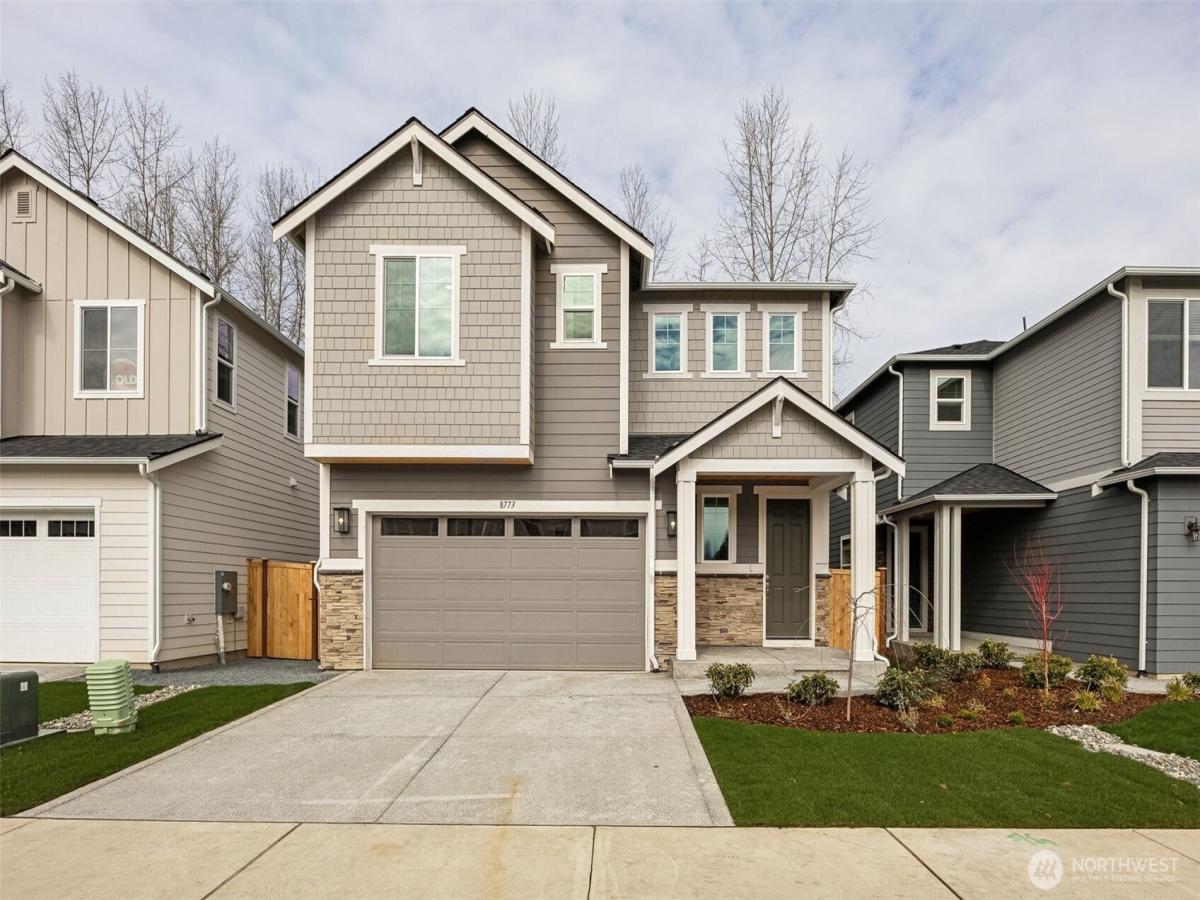 MLS #NWM2326751 image #0