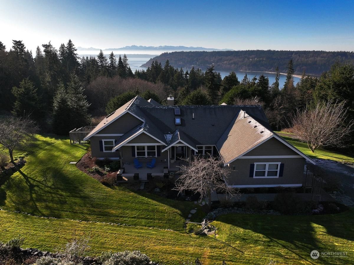 MLS #NWM2326953 image #0