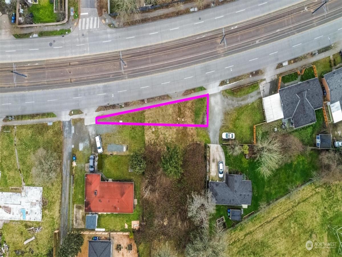 MLS #NWM2327174 image #0