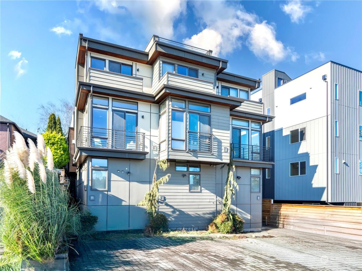 MLS #NWM2328255 image #0