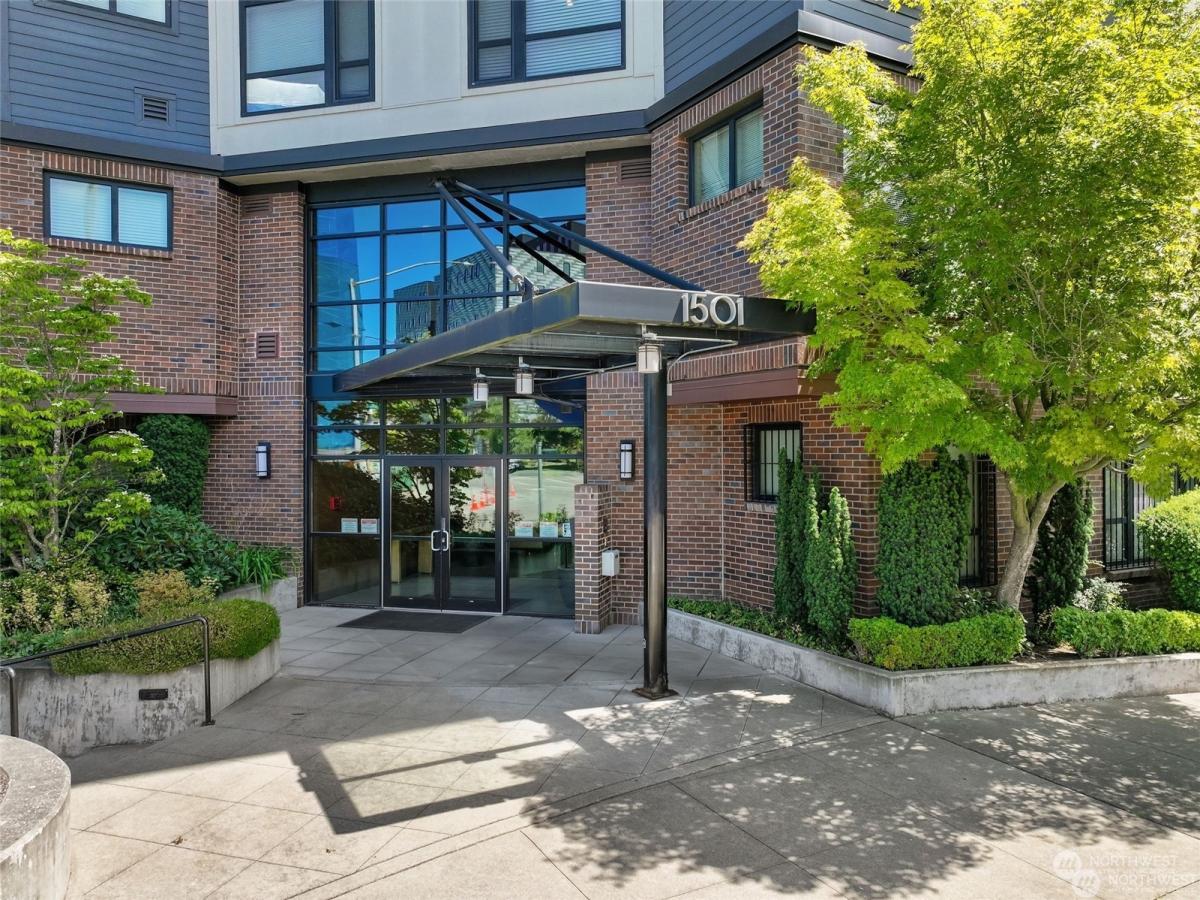 MLS #NWM2329044 image #0