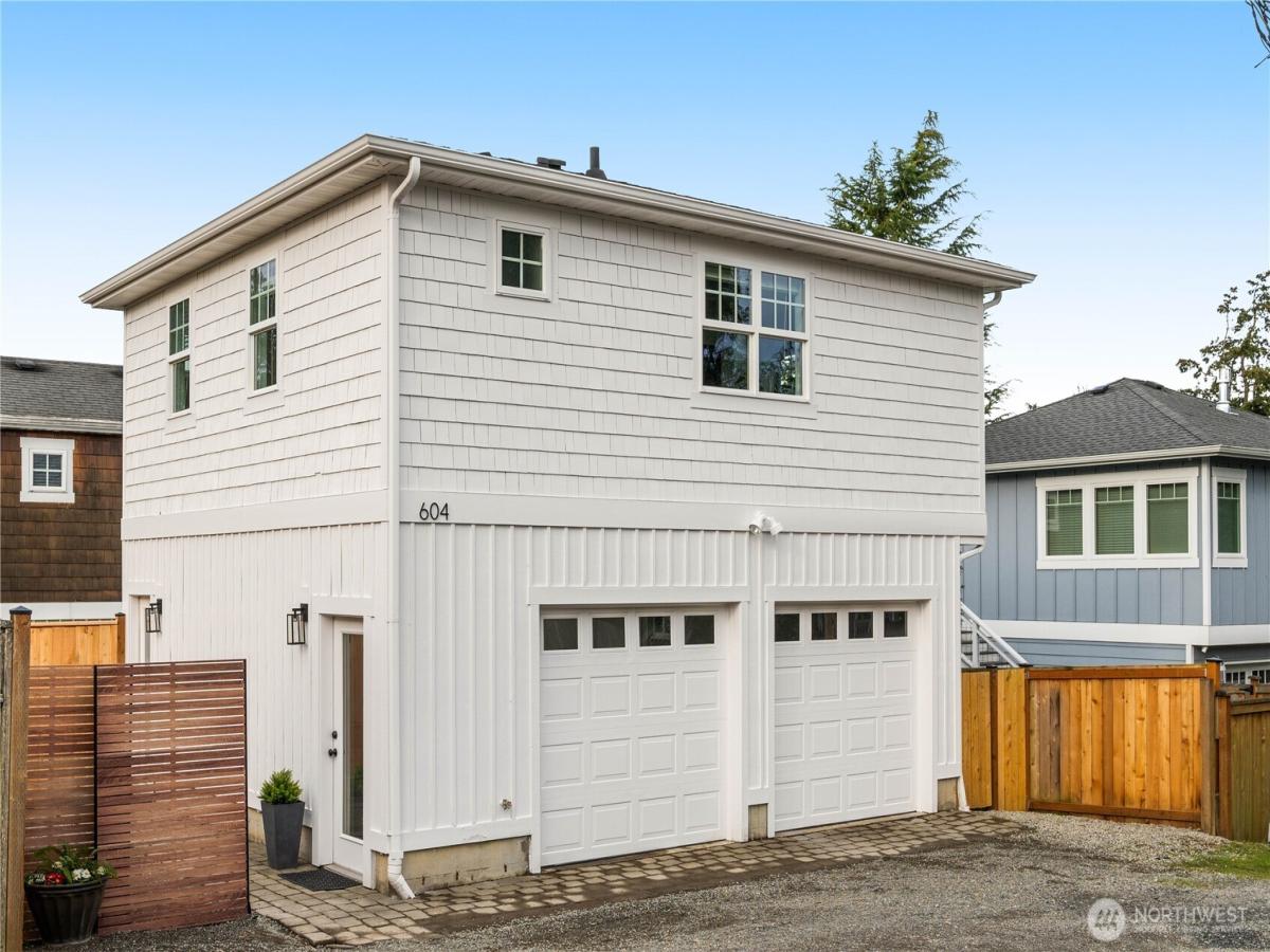 MLS #NWM2330506 image #0
