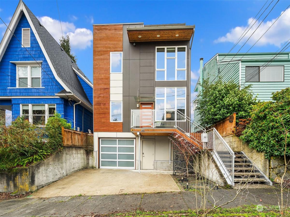 MLS #NWM2330752 image #0