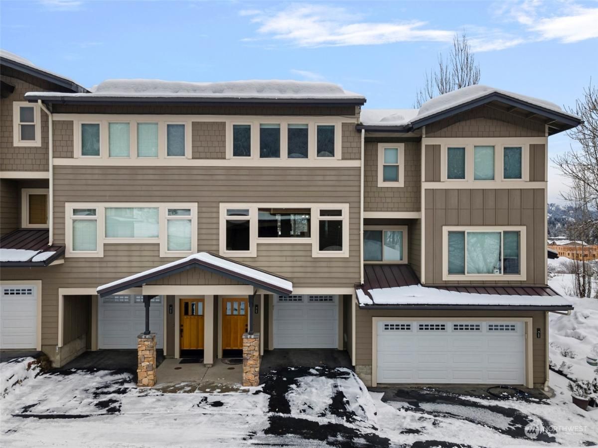 MLS #NWM2330968 image #0