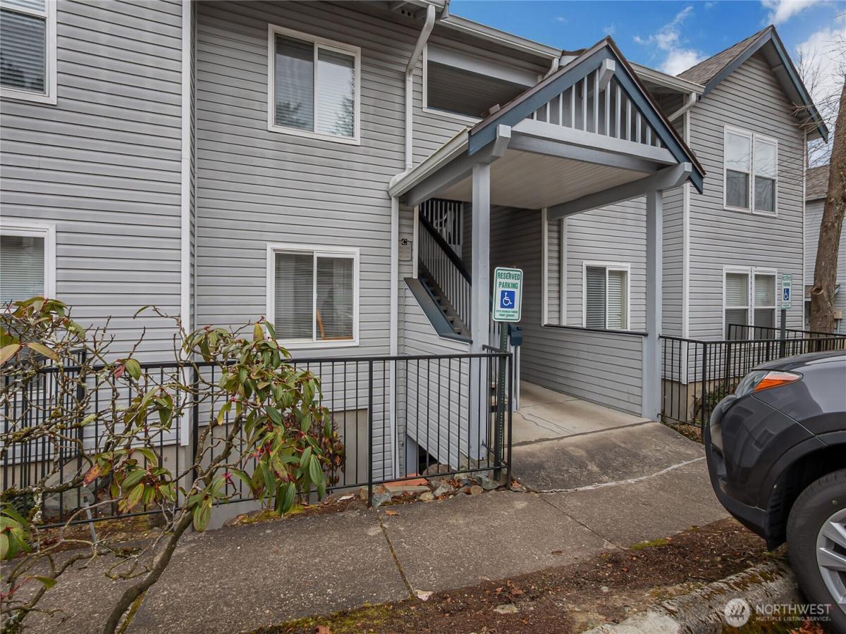 MLS #NWM2331281 image #0