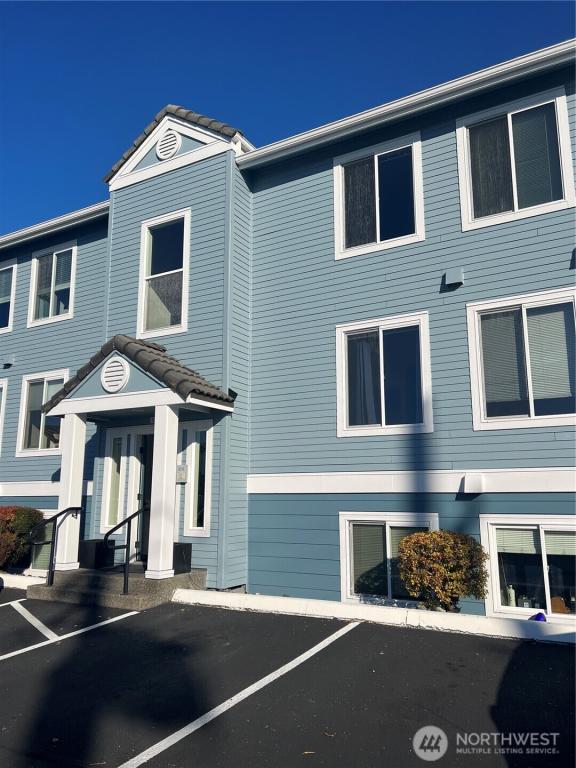 MLS #NWM2331738 image #0