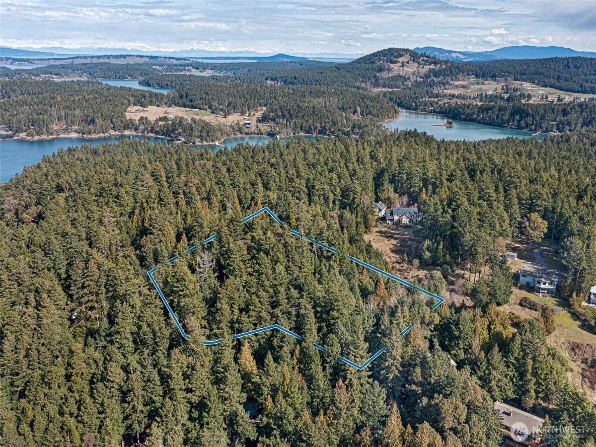 MLS #NWM2332891 image #0