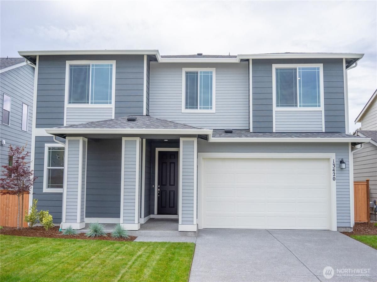 MLS #NWM2332963 image #0