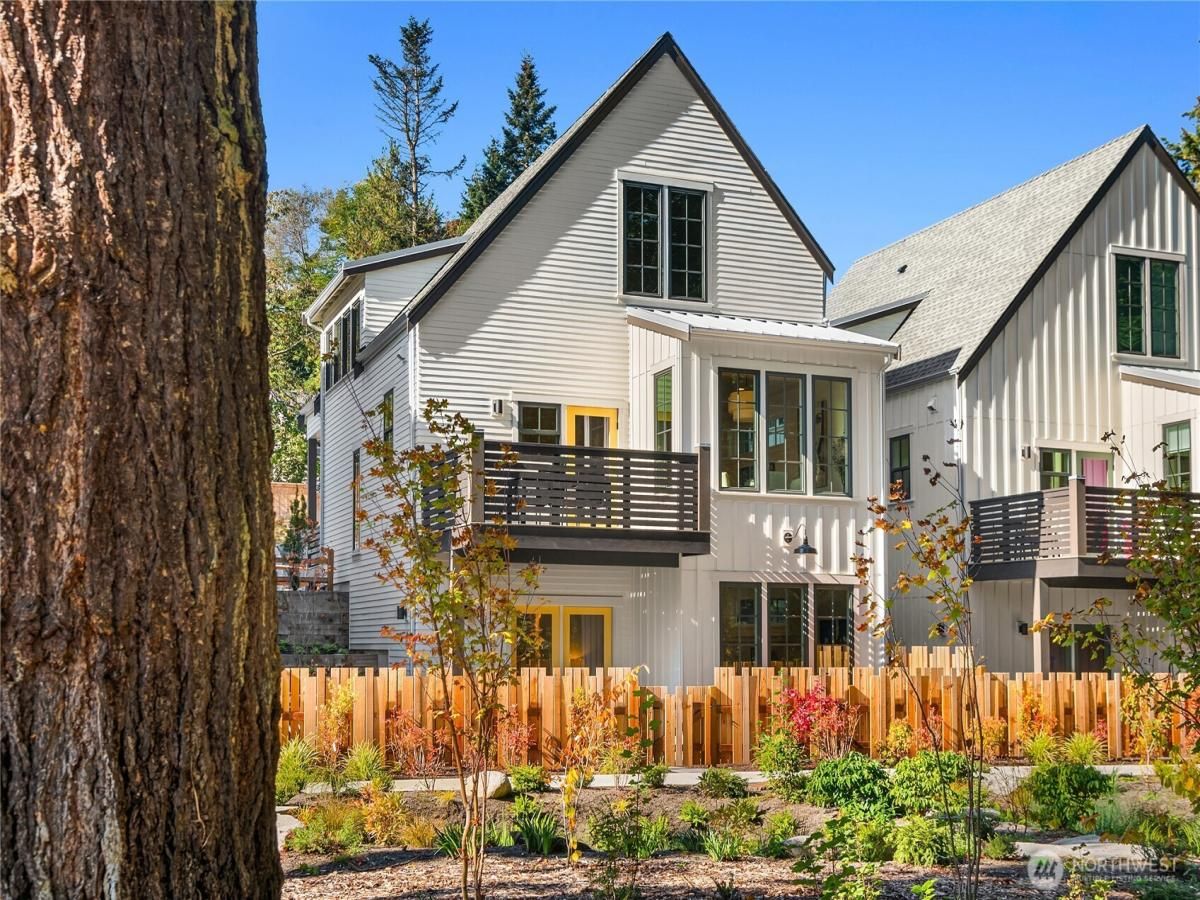 MLS #NWM2333999 image #0