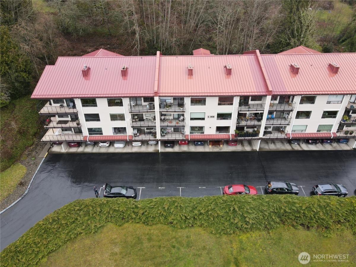 MLS #NWM2334473 image #0