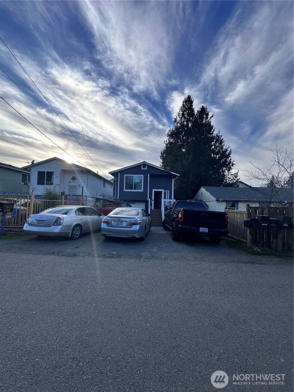 MLS #NWM2334710 image #0