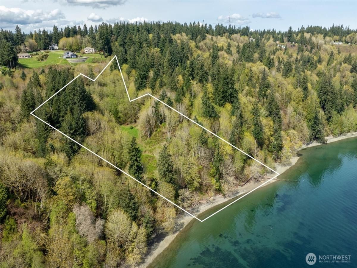 MLS #NWM2335452 image #0