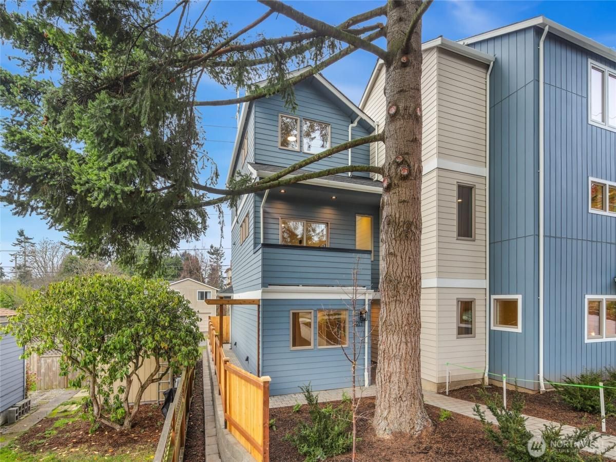 MLS #NWM2336776 image #0