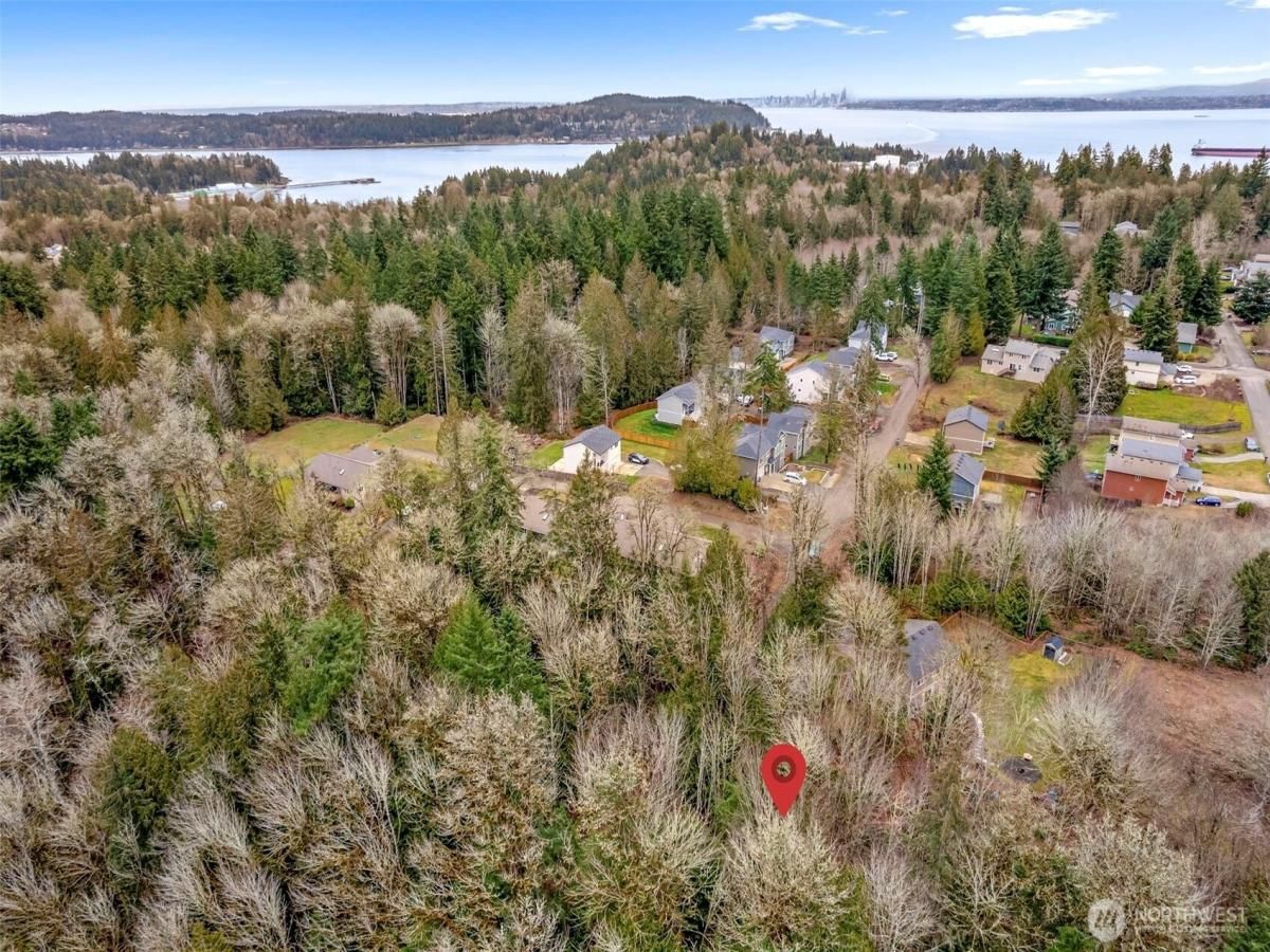 MLS #NWM2337936 image #0