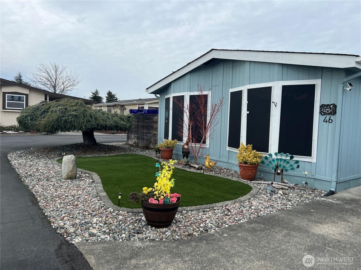 MLS #NWM2337950 image #0