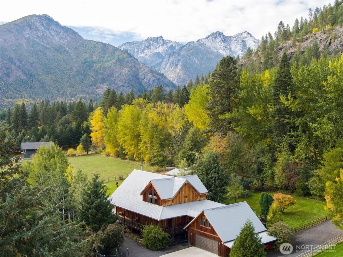 MLS #NWM2338221 image #0