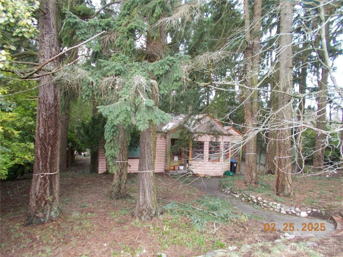 MLS #NWM2338669 image #0