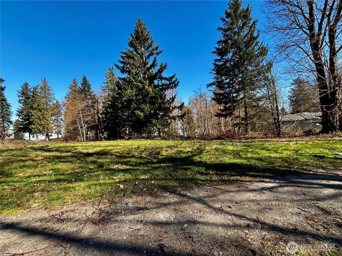 MLS #NWM2338867 image #0
