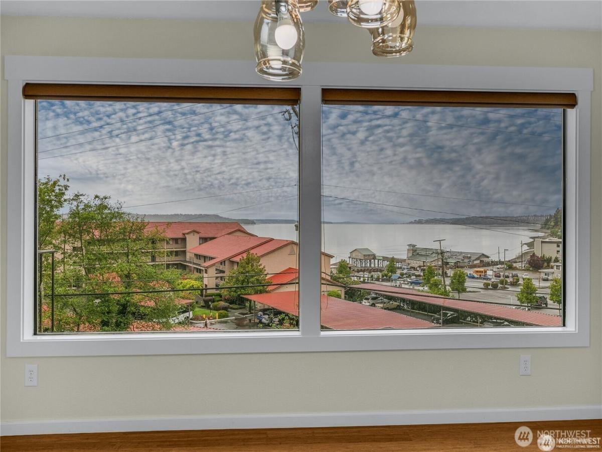MLS #NWM2338868 image #0