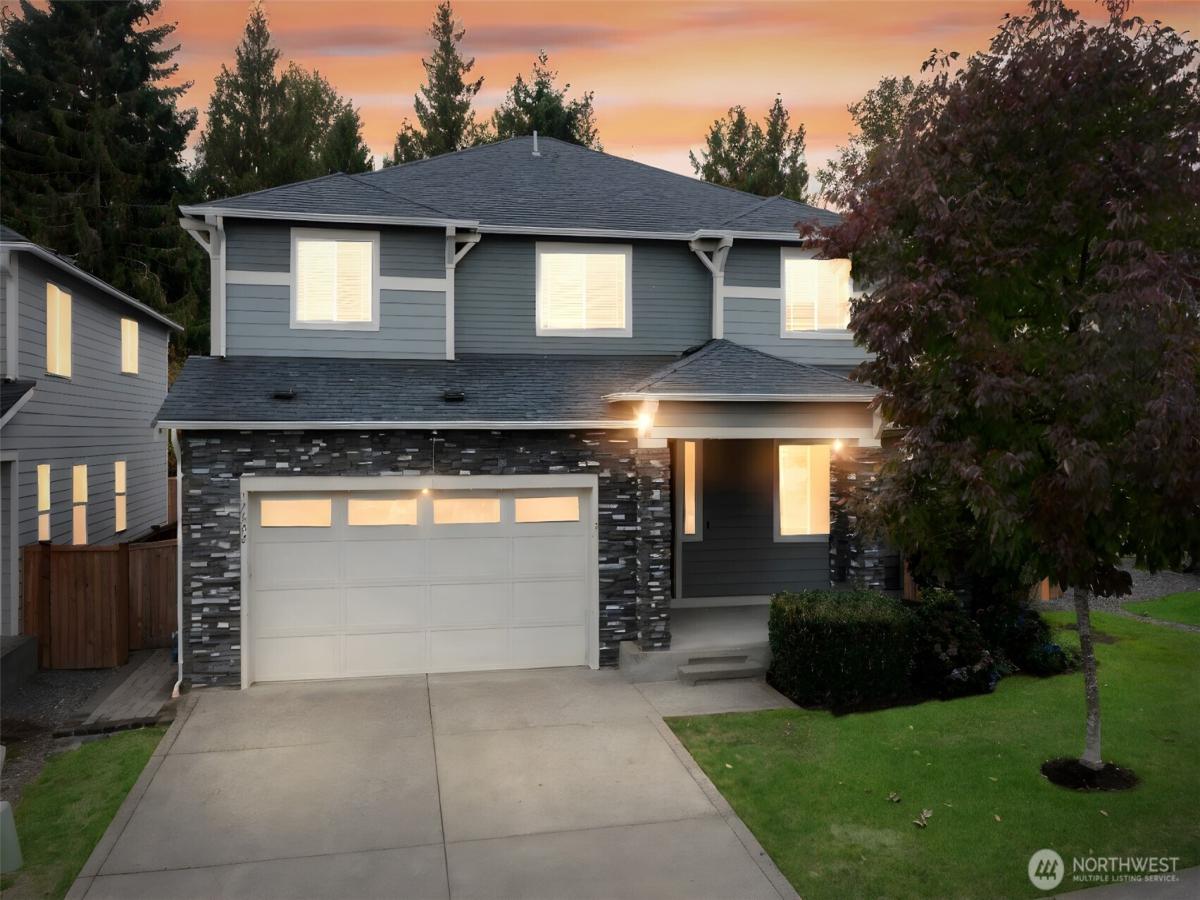 MLS #NWM2339635 image #0