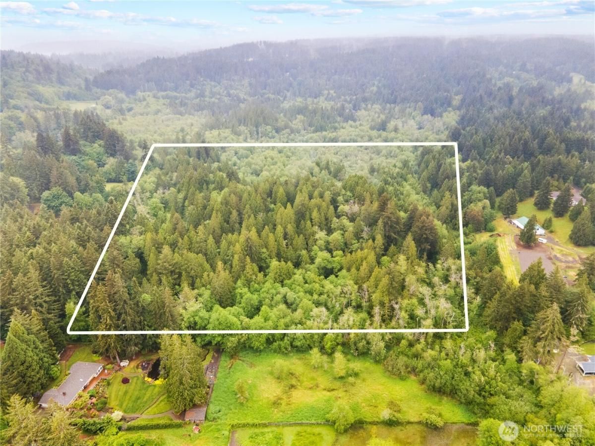 MLS #NWM2339685 image #0