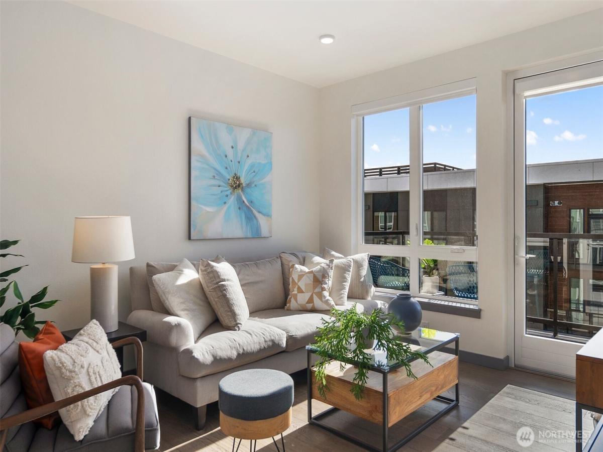 MLS #NWM2339746 image #0