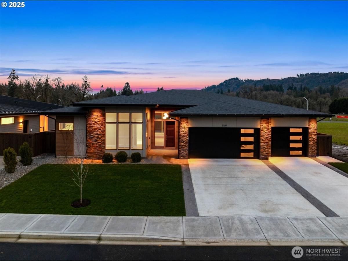 MLS #NWM2340688 image #0